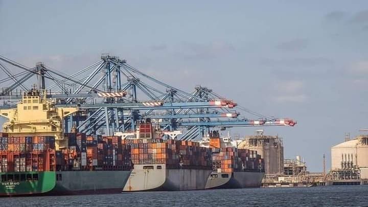 1.5 مليار دولار قيمة البضائع المُفرج عنها في أول 10 ايام من الشهر الجاري